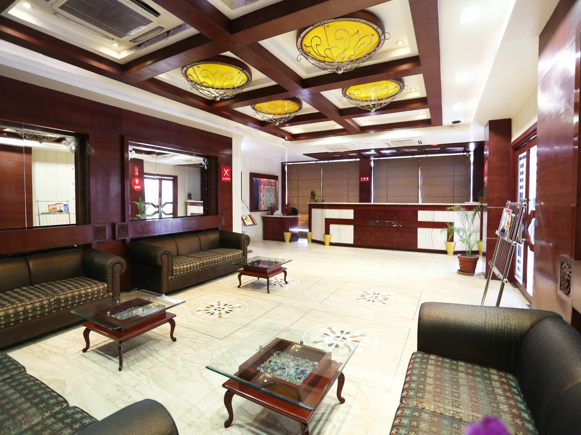 Oyo 2054 New Hotel Broadway Varanasi Exterior foto