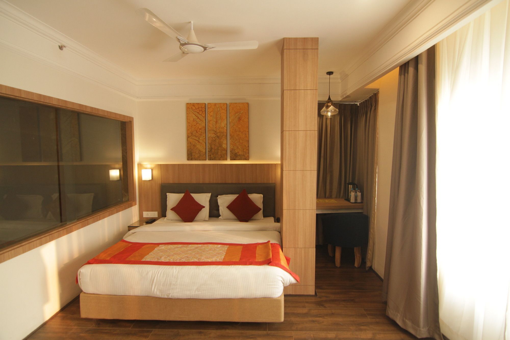 Oyo 2054 New Hotel Broadway Varanasi Exterior foto