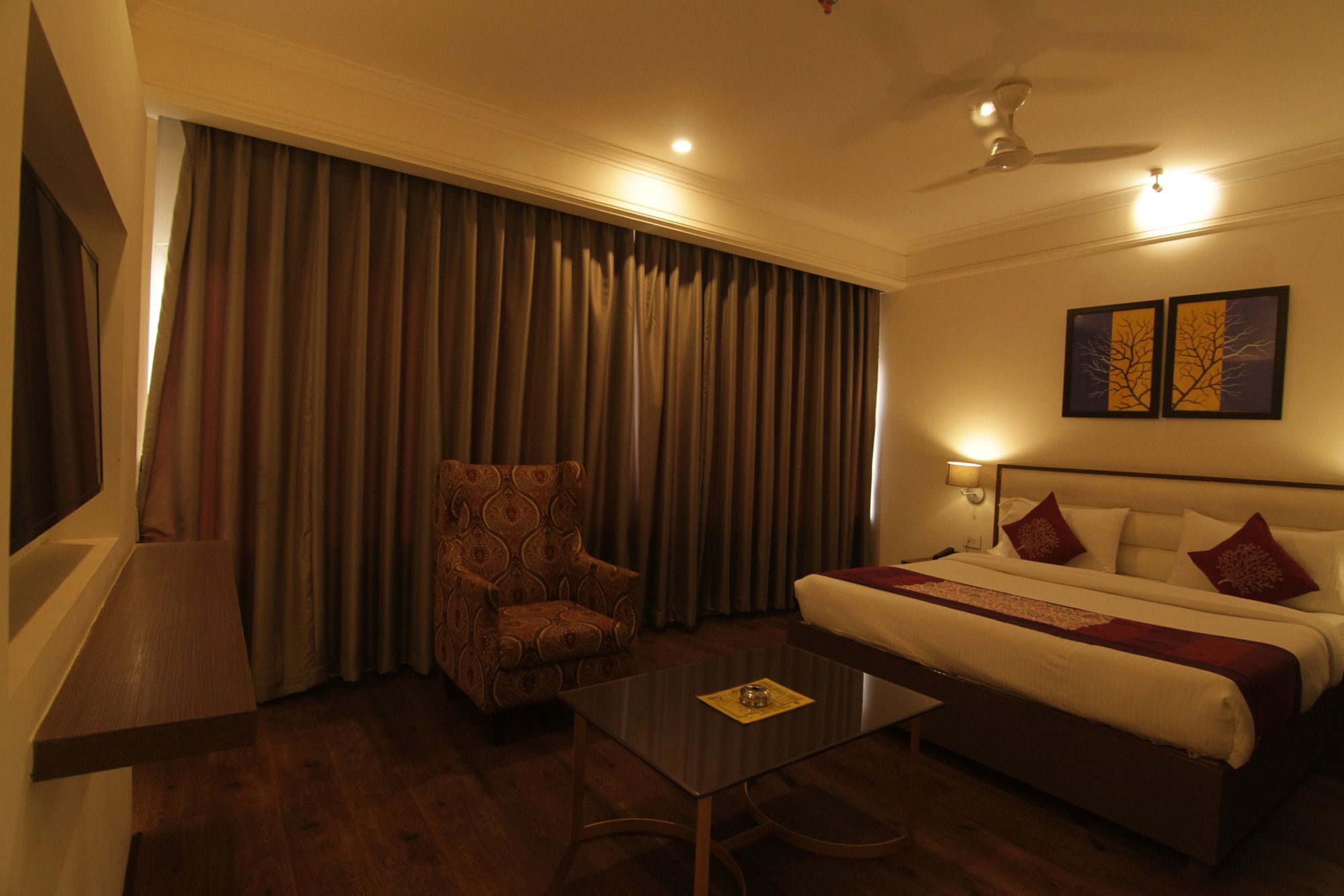 Oyo 2054 New Hotel Broadway Varanasi Exterior foto