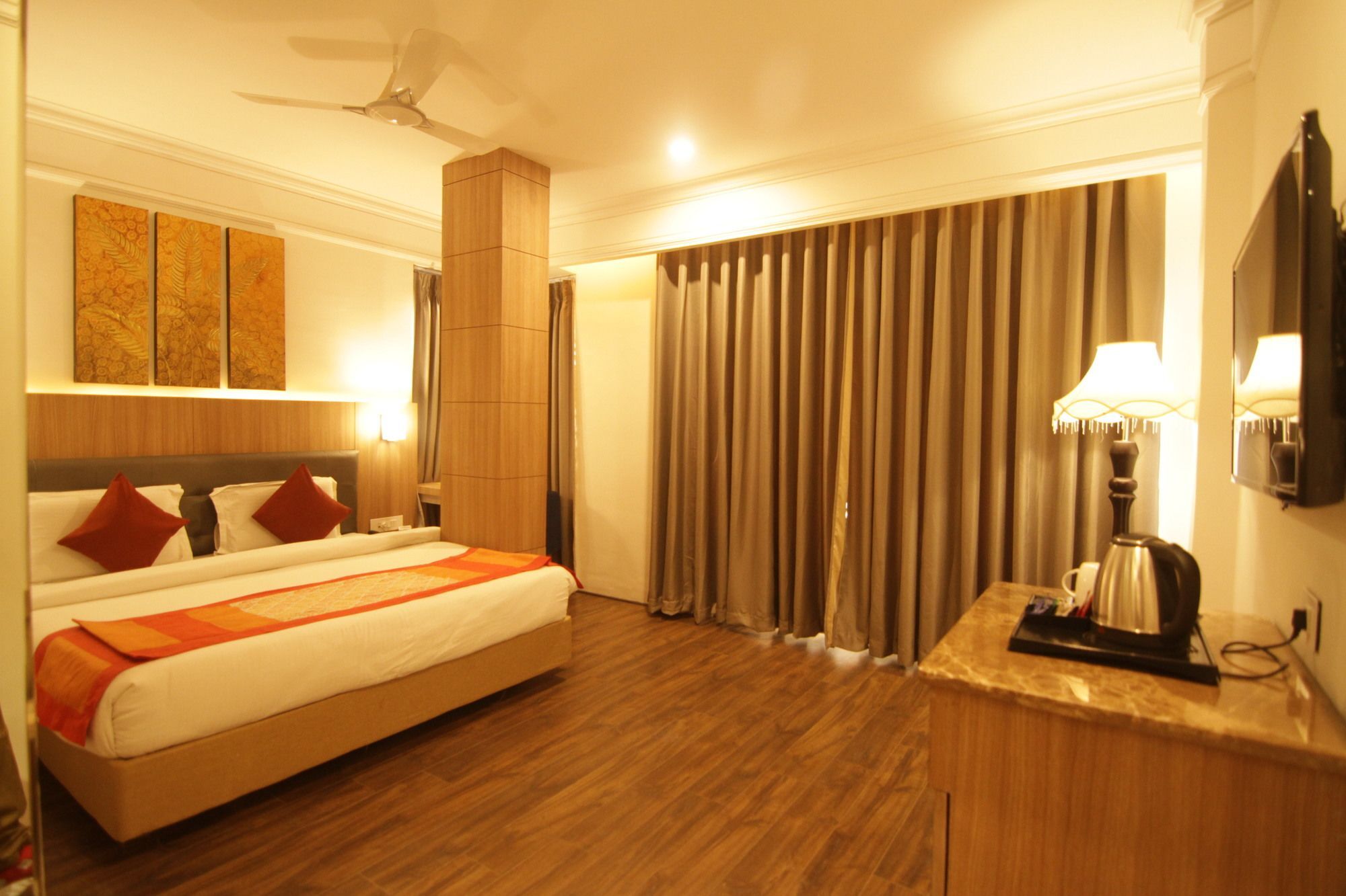 Oyo 2054 New Hotel Broadway Varanasi Exterior foto